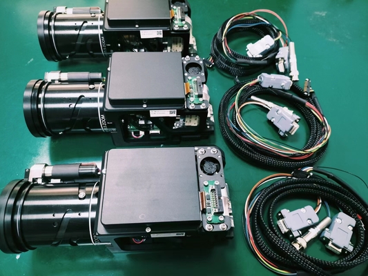 15mm-280mmのミニチュア サイズによって冷却される熱保安用カメラDC 24-36V